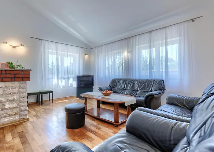 Holiday home Eldina By Interhome Pula