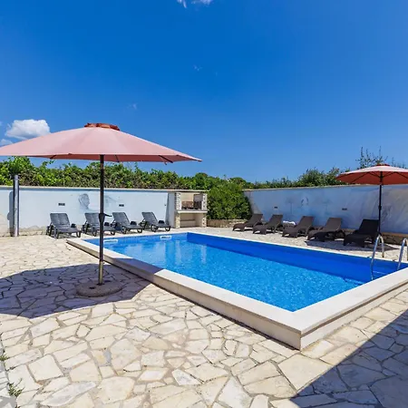 Eldina By Interhome بيت للعطل بولا