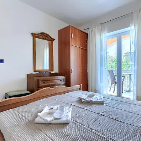 Semesterbostad Eldina By Interhome *