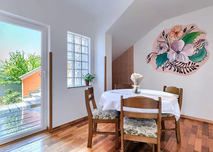 Eldina By Interhome Vikendica *